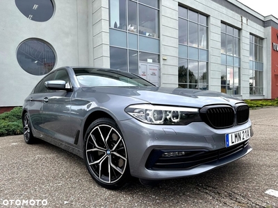 BMW Seria 5 520d xDrive Sport Line