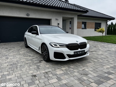 BMW Seria 5 M550i xDrive