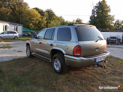 Dodge Durango 4x4 5,9v8 250km 7os.