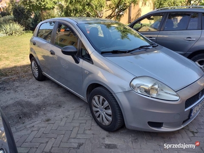 Fiat Grande Punto 1.4 b.2006 r.