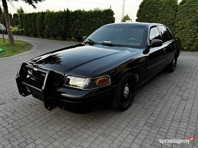 Ford Crown Victoria Police P71 interceptor