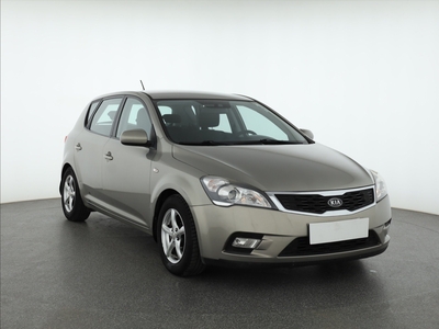 Kia Ceed 2010 1.4 CVVT 200030km Hatchback