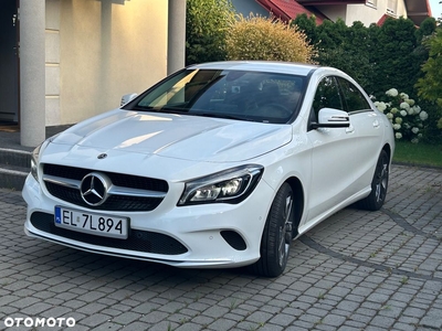 Mercedes-Benz CLA 180 7G-DCT