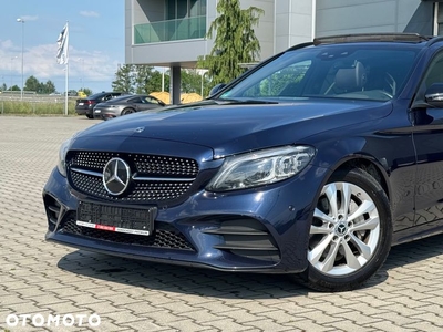 Mercedes-Benz Klasa C 220 d T 9G-TRONIC AMG Line