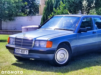 Mercedes-Benz W201 (190)