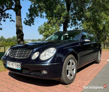 Mercedes E280 3.0 V6 7G-tronic / bluetooth /zadbany / 2 komplety opon / hak