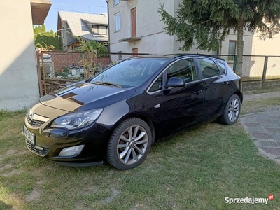 Opel Astra J IV 1.4 turbo benzyna