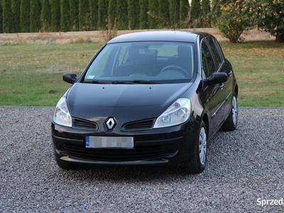 Renault Clio III , polski salon