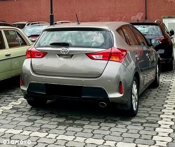 Toyota Auris 2.0 D-4D Prestige