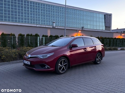 Toyota Auris Hybrid 135 Prestige