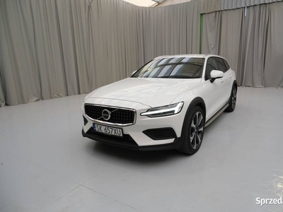 VOLVO V60 Cross Country SK657XU