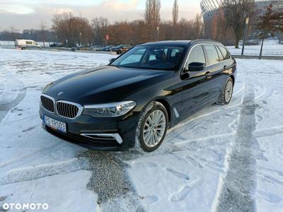 BMW Seria 5 520d xDrive Luxury Line