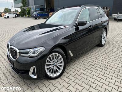 BMW Seria 5 540d xDrive Touring Luxury Line