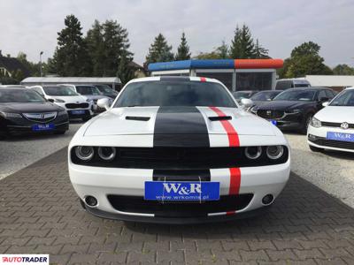 Dodge Challenger 3.6 benzyna 309 KM 2017r. (Przeźmierowo)