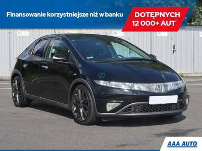 Honda Civic VIII Hatchback 3d 1.8 i-VTEC 140KM 2007