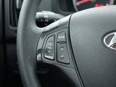 Hyundai i30 2009 1.4 CVVT 116309km ABS klimatyzacja manualna