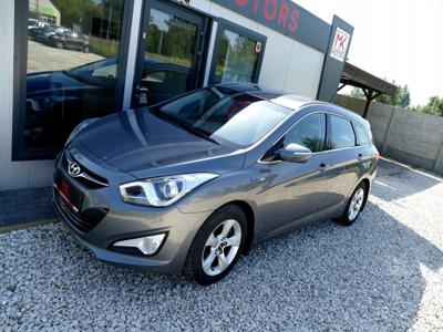 Hyundai i40 Kombi 1.6 GDI 135KM 2011