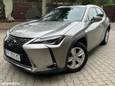 Lexus UX 250h Launch Edition