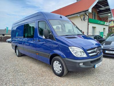 Mercedes Sprinter III Furgon 216 CDI 163KM 2011