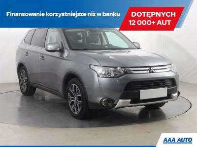 Mitsubishi Outlander III SUV Facelifting 2015 2.0 MIVEC 150KM 2015