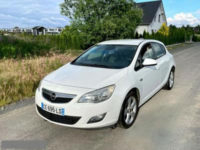 Opel Astra 1.4 benz, sprowadzona, przygotowana do rejestracji