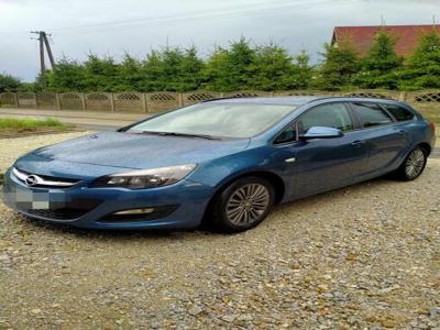 Opel Astra J Sports Tourer 1,7 Ecoflex 2013r.