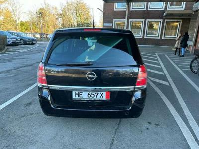 Opel Zafira 7 osób