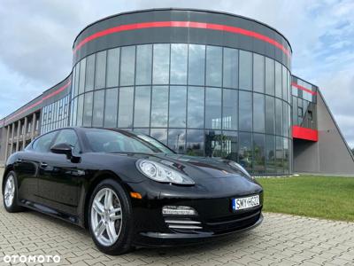 Porsche Panamera 4 PDK