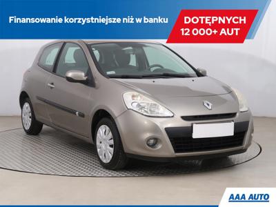 Renault Clio III Hatchback 5d 1.2 i 16V 75KM 2010