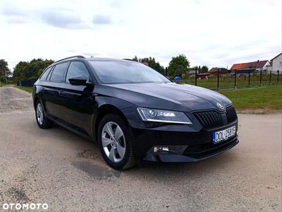 Skoda Superb Combi 2.0 TDI DSG SportLine