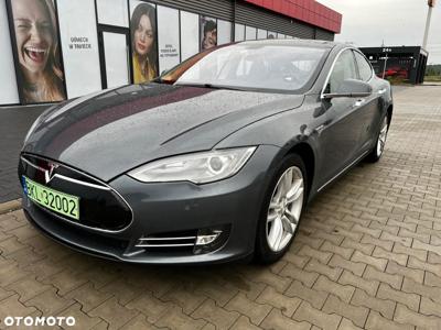 Tesla Model S Standard