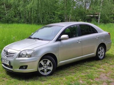 Toyota Avensis II Hatchback 2.0 D-4D 116KM 2007