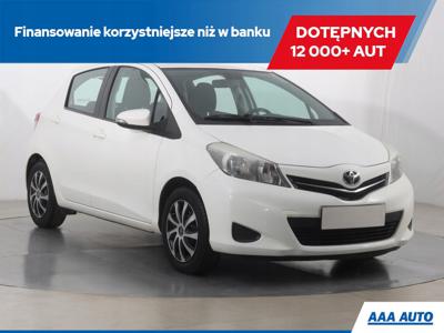 Toyota Yaris III Hatchback 5d 1.0 VVT-i 69KM 2012