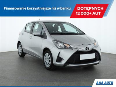 Toyota Yaris III Hatchback 5d Facelifting 1.0 VVT-i 69KM 2017