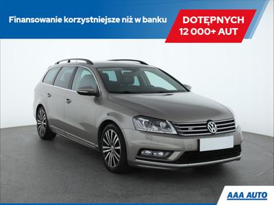 Volkswagen Passat B7 Variant 2.0 TDI CR DPF BlueMotion 140KM 2013