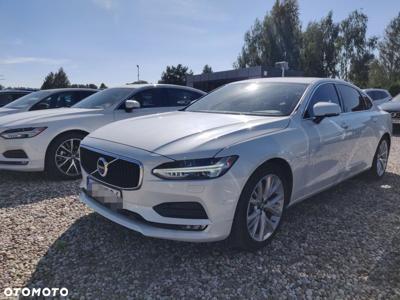 Volvo S90 T5 Momentum