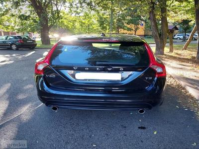 Volvo V60 I T3 Momentum