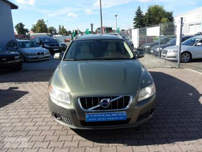 Volvo V70 III