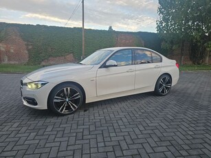 BMW Seria 3 318i Sport Line