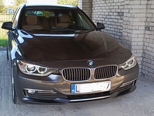 BMW Seria 3 320d Touring Sport-Aut Luxury Line