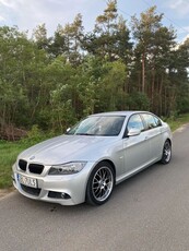 BMW Seria 3 320i