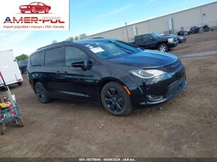 Chrysler Pacifica II 2020