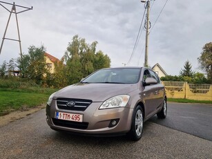 Kia Ceed 1.6 CRDi 90 Vision