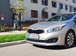 Kia Ceed Cee'd 1.6 GDI Business Line