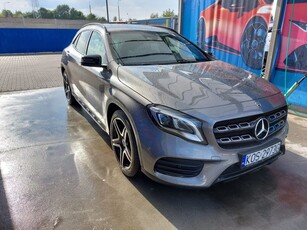 Mercedes-Benz GLA 220 4-Matic AMG Line