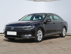 Volkswagen Passat 2015 2.0 TSI 38227km Sedan