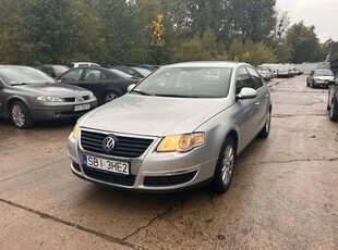 Volkswagen Passat B6 Sedan 1.6 FSI 116KM 2005