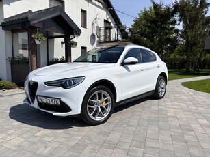 Alfa Romeo Stelvio 2.0 Turbo 16V AT8-Q4 First Edition