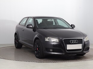 Audi A3 II (8P) , Xenon, Klimatronic, Parktronic,ALU