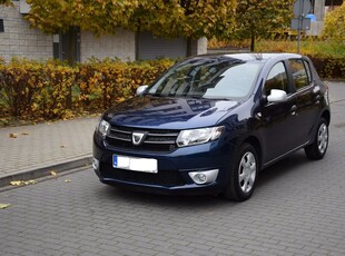 Dacia Sandero 1.2 16V Laureate